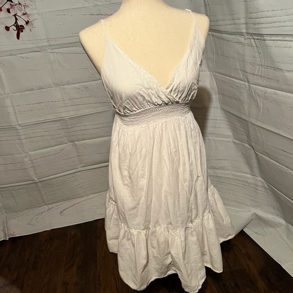 Old Navy Dresses & Skirts - Old Navy White Dress